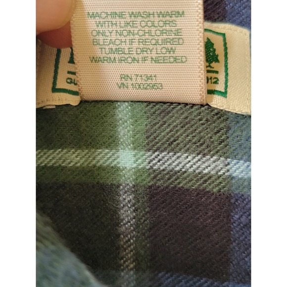 LL Bean Mens Flannel Shirt M Reg Traditional Fit Plaid Green Blue Button Up - Picture 7 of 7